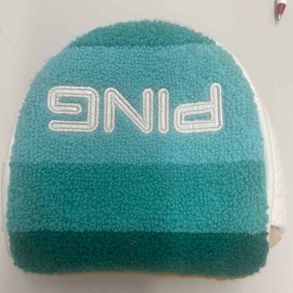 PiNG Coastal Mallet putter cover